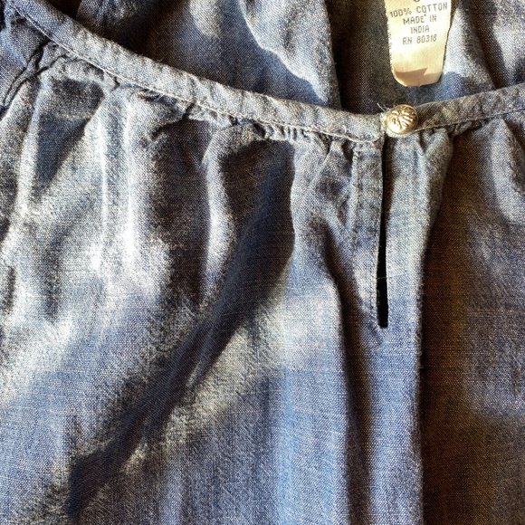 Boho southwest embroidered chambray top sz S - Picture 5 of 7